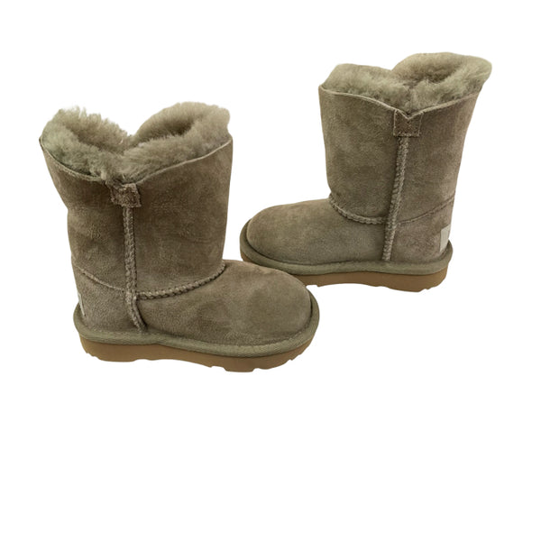 UGG Bailey Button Light Brown Shearling Boots - Size 6