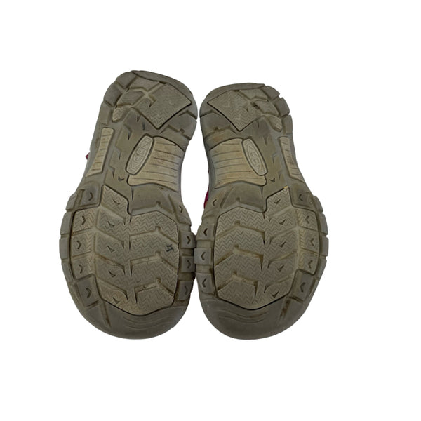 Keen Pink & Peach Closed-Toe Sandals - Size 12