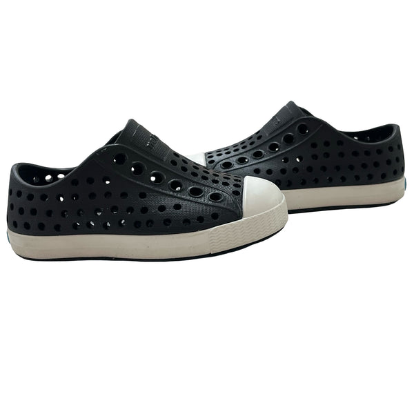 Native Jefferson Black Shoes - Size C5