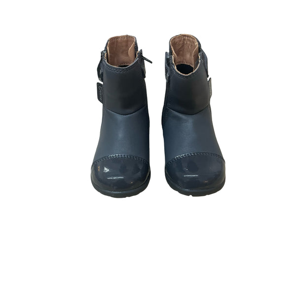 Geox Gray & Silver Heart Ankle Boots - Size 6.5