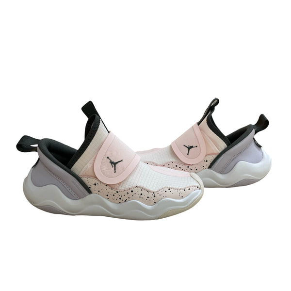 Nike Jordan 23Seven Pink Sneakers - Size 1.5Y Big Kid