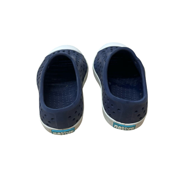 Native Jefferson Shoes - Size 6