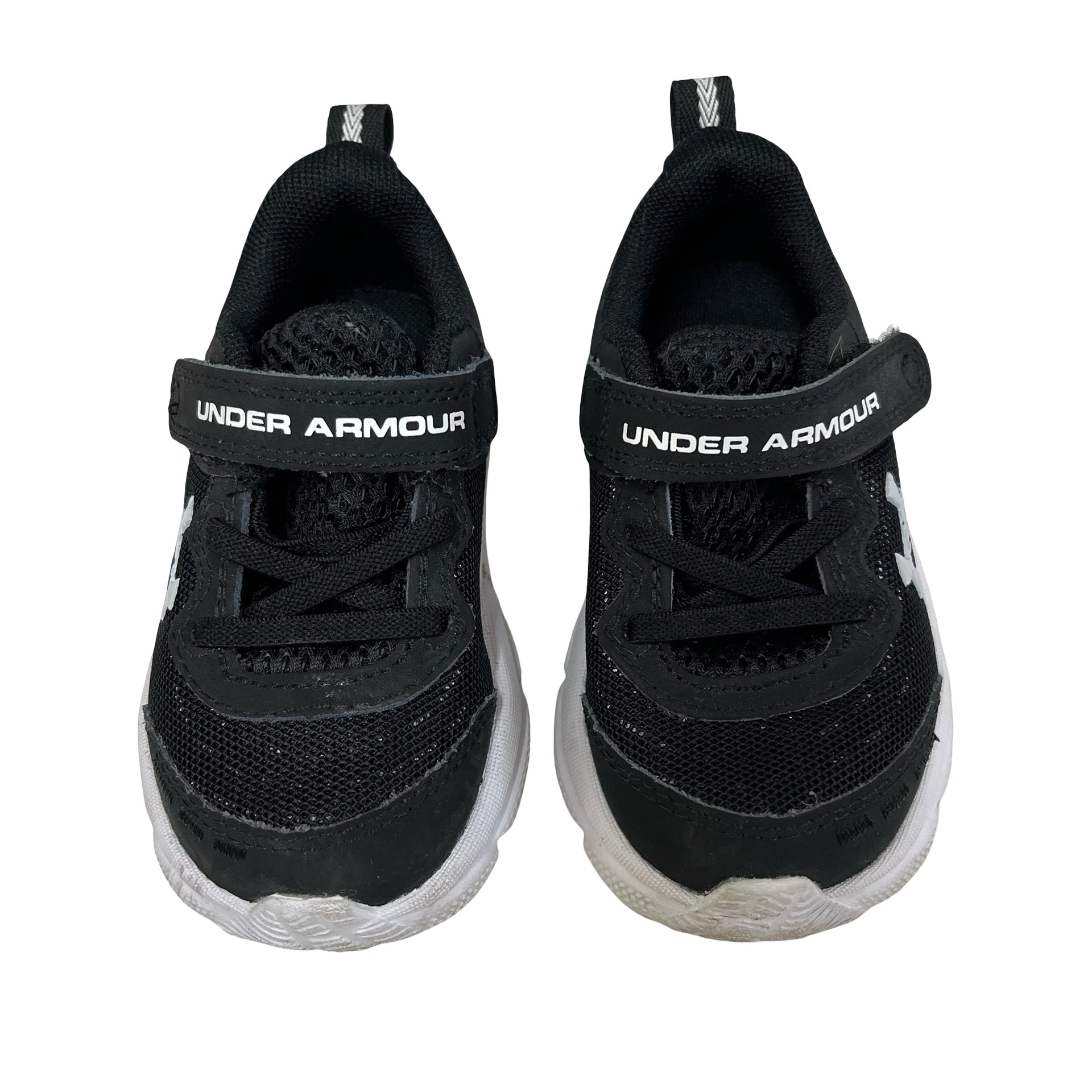 Under Armour Black Sneakers - Size 6K