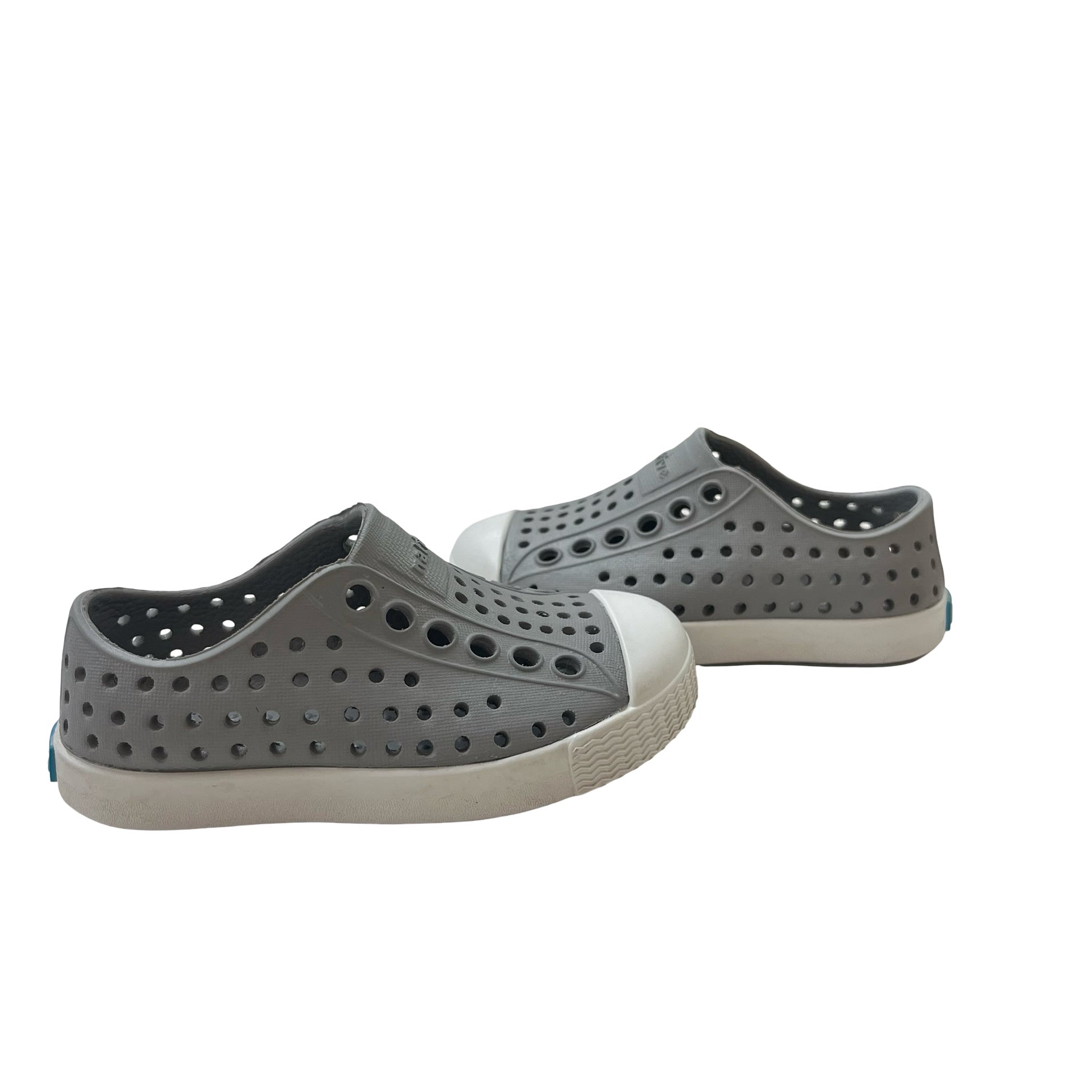 Native Jefferson Gray Shoes - Size C4