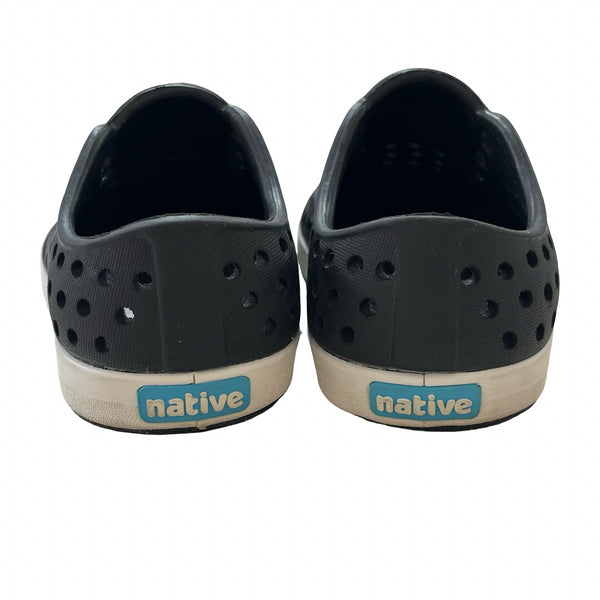 Native Jefferson Black Shoes - Size C5