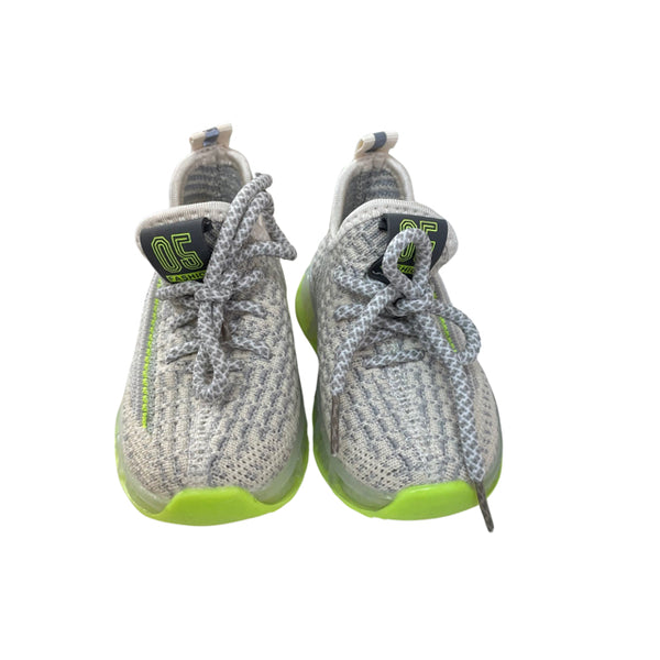 SSTXIE Gray & Neon Knit Sneakers in Box - Size 4 (16)