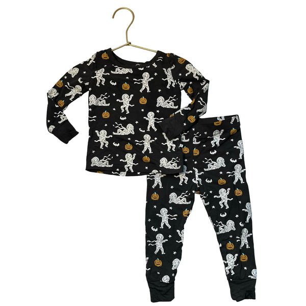 Caden Lane Black Pumpkin & Mummy Print PJ Set - Size 12-18 Mo