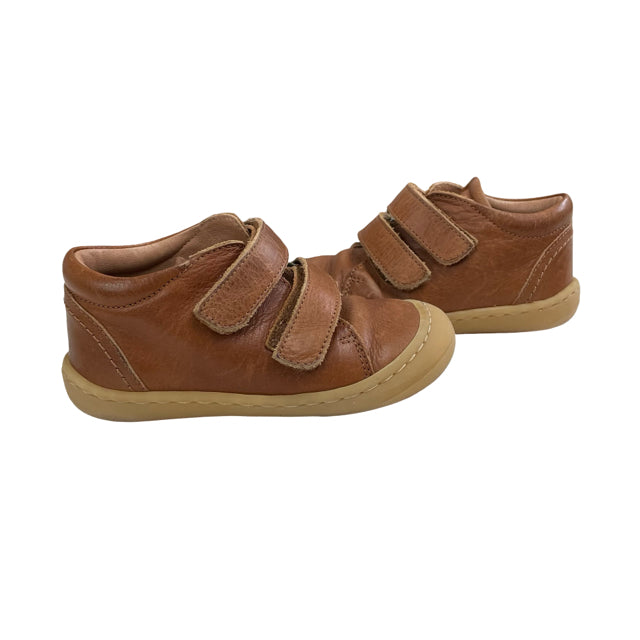 Petit Nord Brown Leather Velcro Shoes - Size 24 (8)