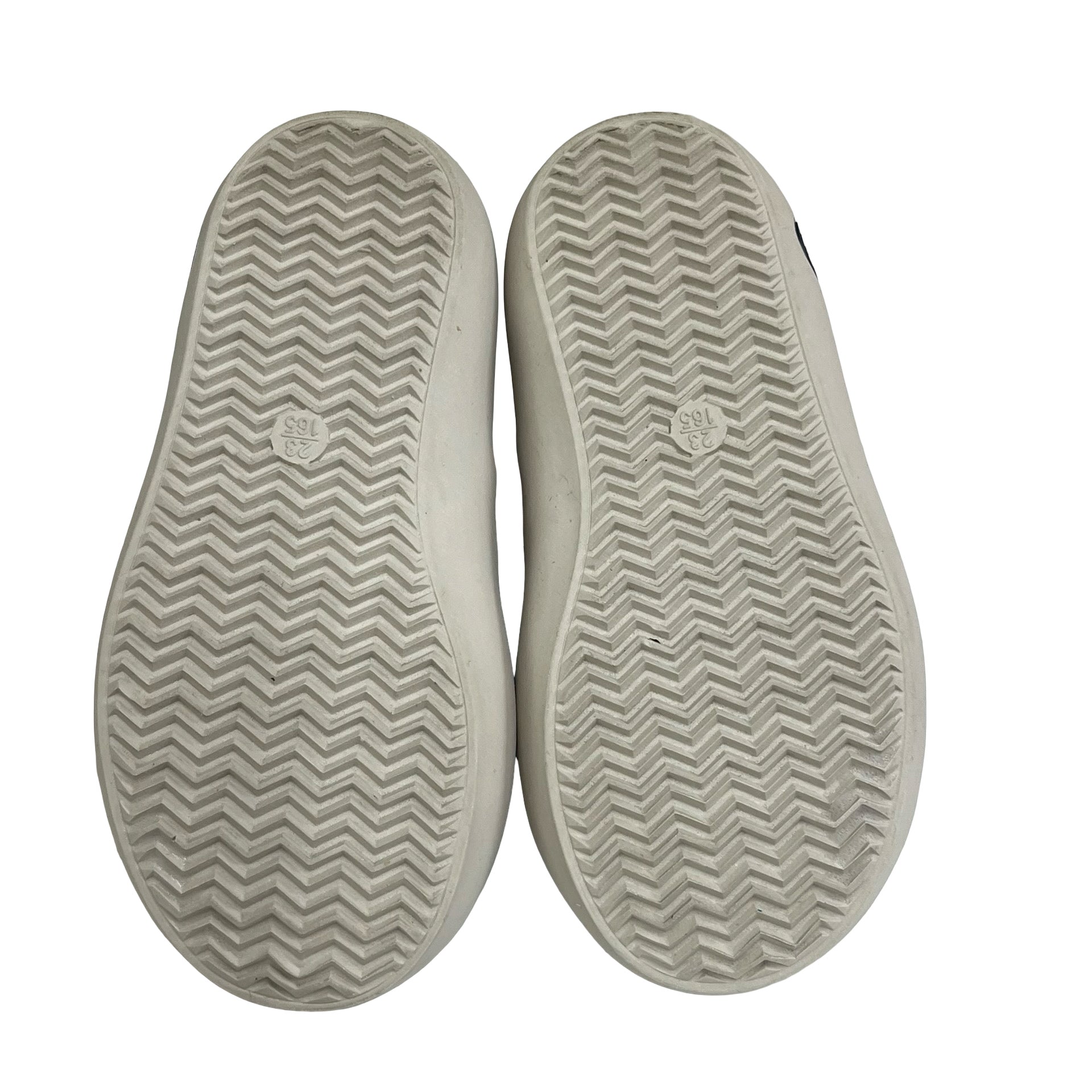 CCDB Ivory Star High Top Sneakers - Size 23 (7)