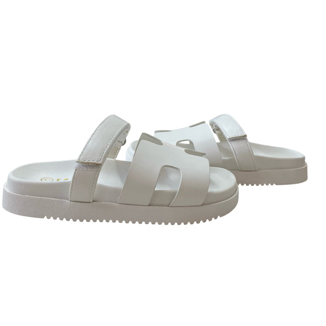 Link 'Gigi' White Sandals New in Box - Size 1Y Big Kids
