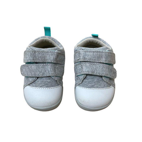 Ten Little 'Heather Gray First Walkers' Shoes in Box - Size 4.5
