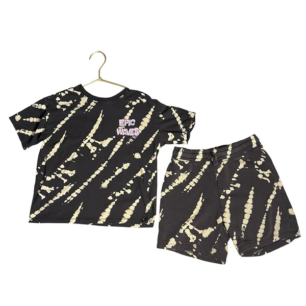 H&M Dark Gray & Tan Tie-Dye Shorts & 'Epic Waves' Tee Set - Size 6