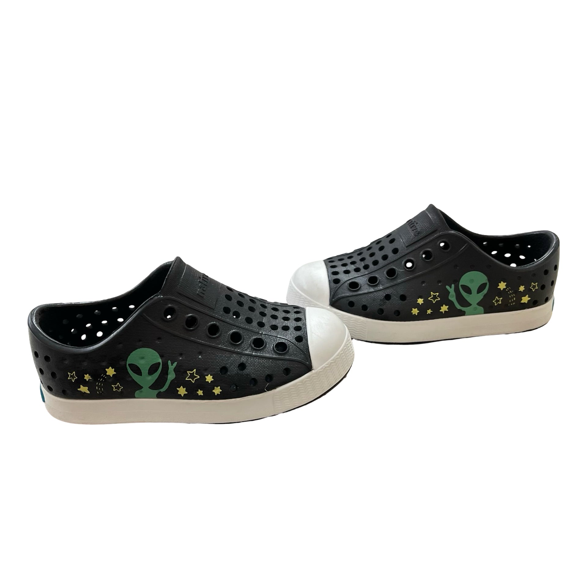 Native Jefferson Black Alien Graphic Shoes - Size C6
