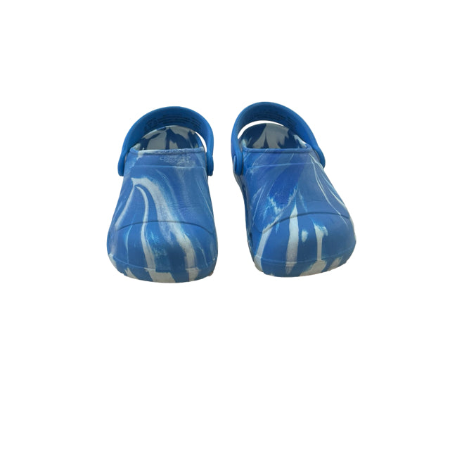 Carter's Blue & Ivory Watercolor Pattern Shoes - Size 8