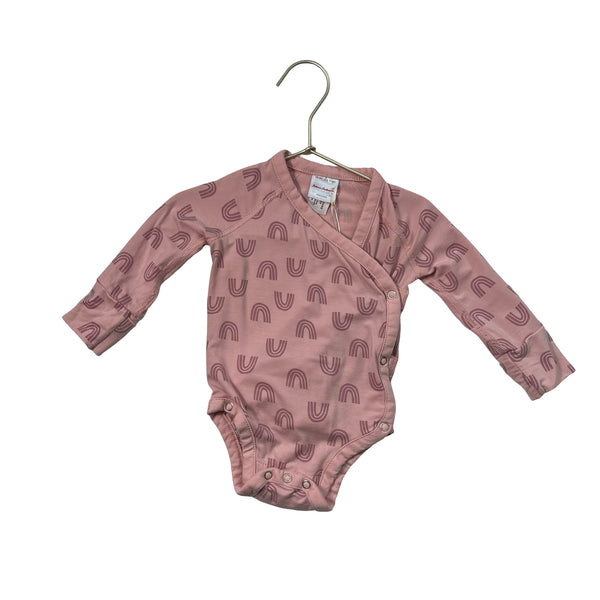 Hanna Andersson Pink Rainbow Onesie Bodysuit - Size 6-12 Mo