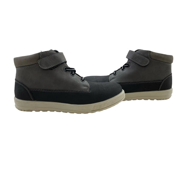 Deer Stags Gray & Black Ankle Boot Sneakers - Size 2Y Big Kids
