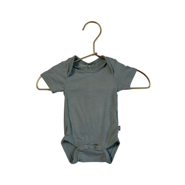 Kyte Sage Green Short Sleeve Onesie - Size PR (Newborn)