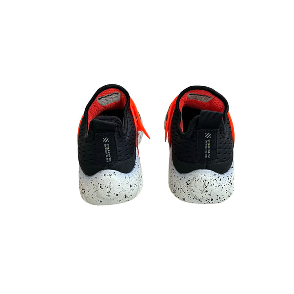 Super Heroic Black & Orange Sneakers - Size 1Y Big Kid