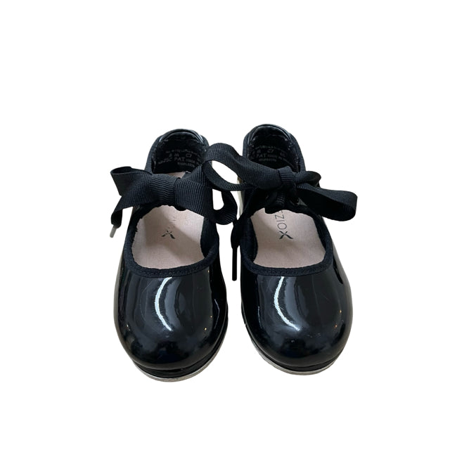 Capezio Black Patent Tap Shoes - Size 8M
