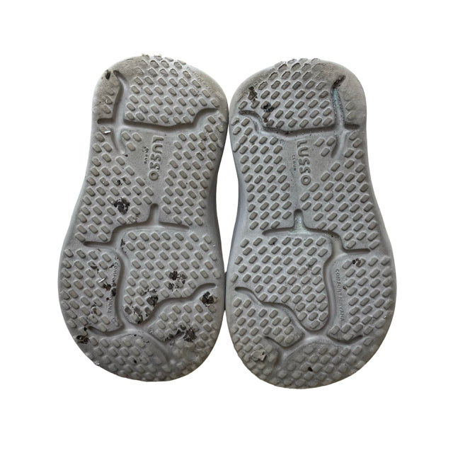 Lusso Tan Shoes - Size 6 Estimated