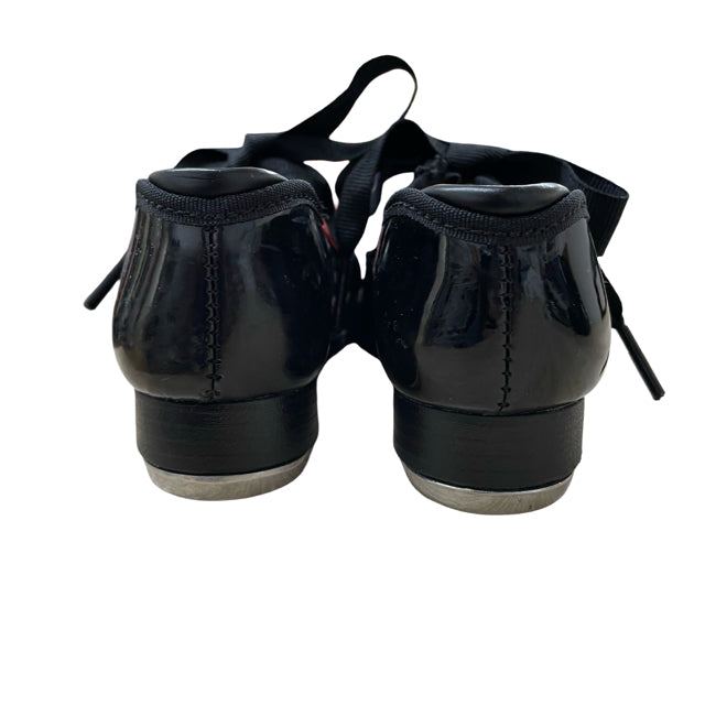 Capezio Black Patent Tap Shoes - Size 8M