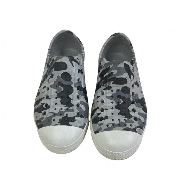 Native Gray Camo Jefferson Shoes - Size C11