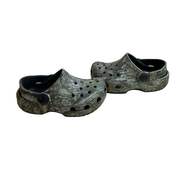 Crocs Green Field Camo Shoes - Size C6