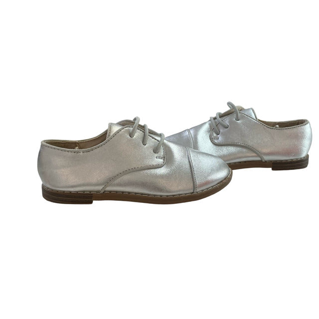 Gap Silver Metallic Slip-On Oxford Shoes - Size 9