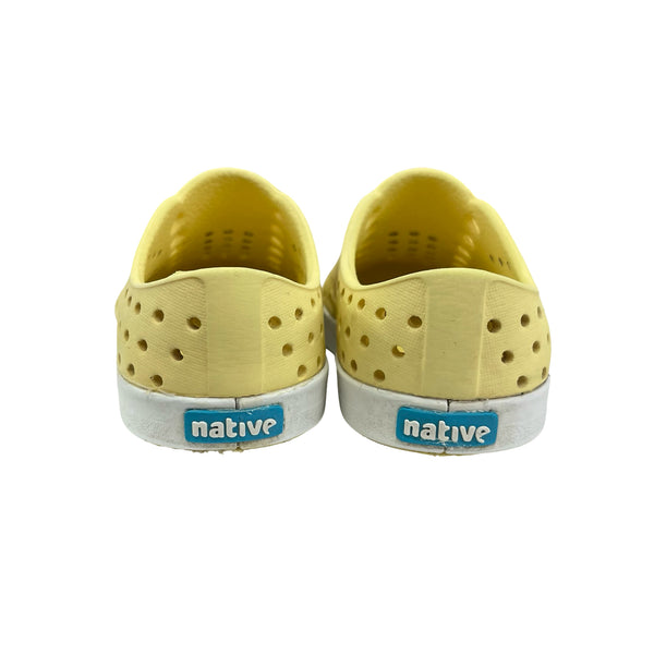 Native Jefferson Yellow Shoes - Size C5
