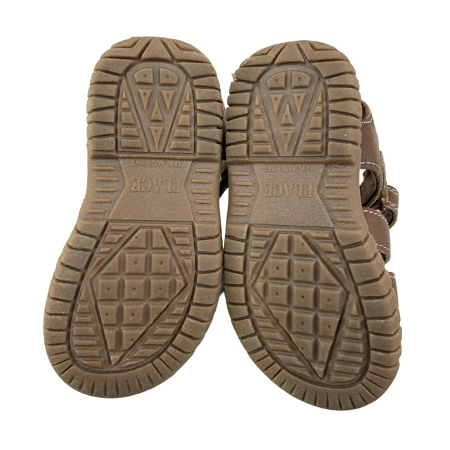 Children's Place Brown Sandals - Size 6