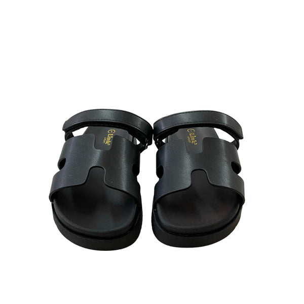 Link 'Gigi' Black Sandals New in Box - Size 1Y Big Kids