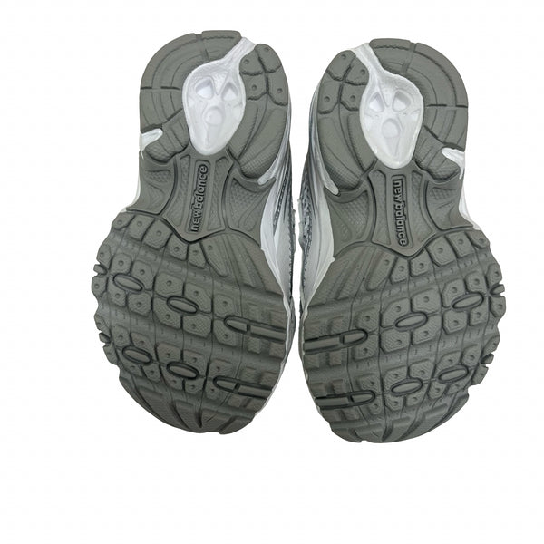 New Balance White & Silver Sneakers - Size 4