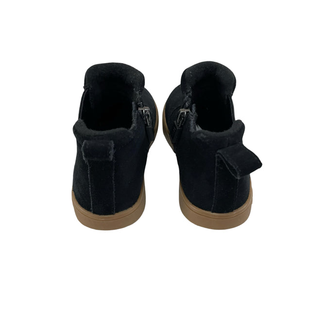 UGG Black Suede Ankle Boot Sneakers - Size 9