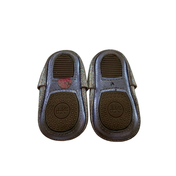 Freshly Picked Iridescent Silver Soft Sole Shoes - Size 3 - Bounce Mkt