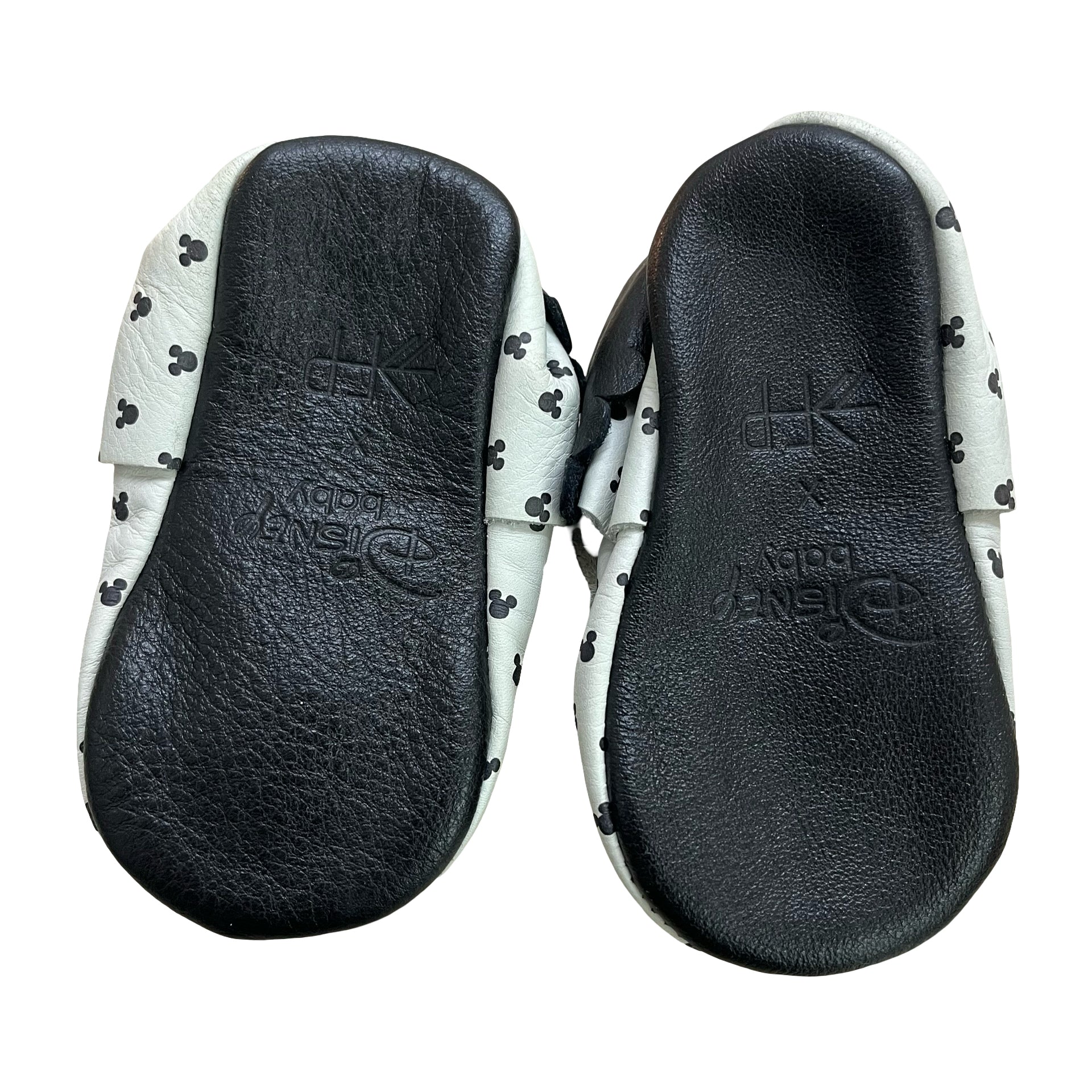 Freshly Picked Ivory, Black & Red Minnie Mouse Bow Moccasins - Size 5 - Bounce Mkt