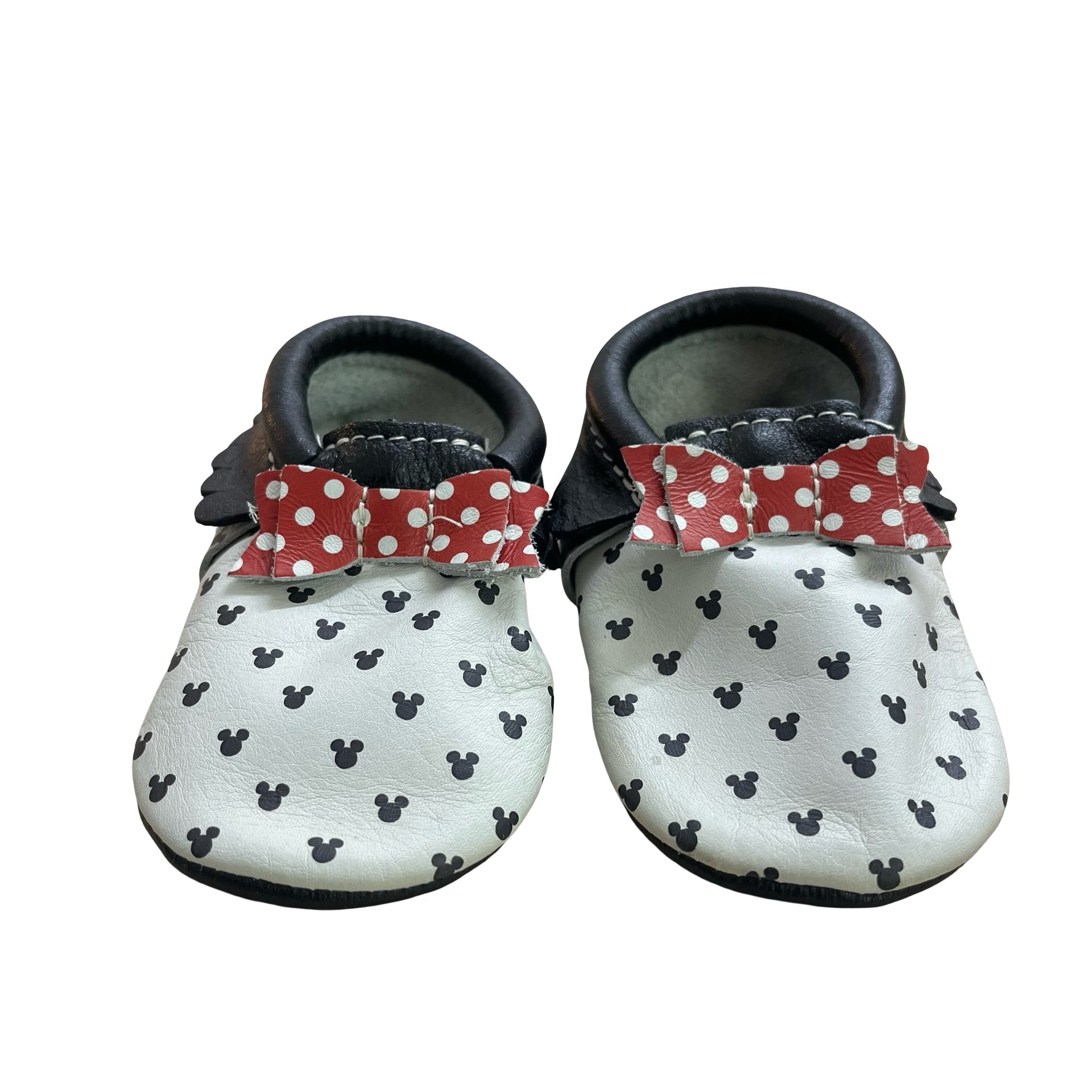 Freshly Picked Ivory, Black & Red Minnie Mouse Bow Moccasins - Size 5 - Bounce Mkt