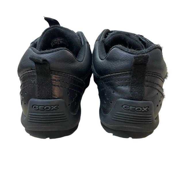 Geox Black Velcro Sneakers - Size 1Y (32) - Bounce Mkt