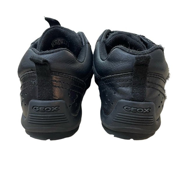 Geox Black Velcro Sneakers - Size 1Y (32) - Bounce Mkt