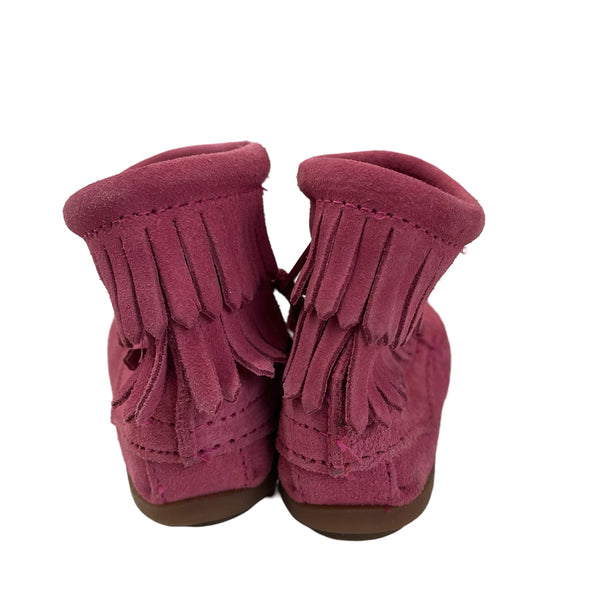 Minnetonka Pink Suede Fringe Boots - Size 7 - Bounce Mkt