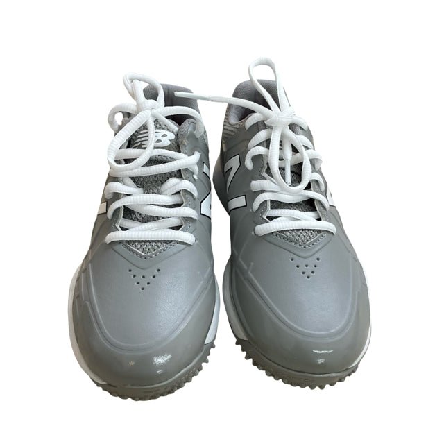 New Balance Gray & Ivory Baseball Turf Cleat - Size 1.5Y - Bounce Mkt