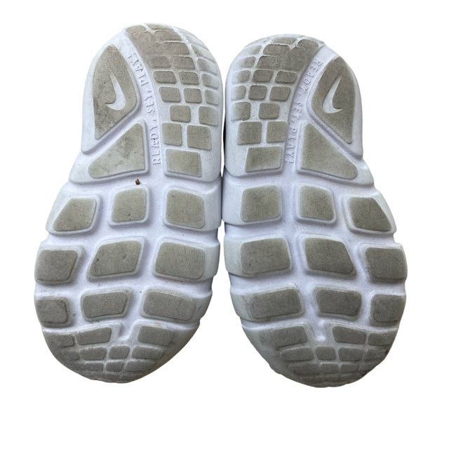 Pablosky Silver & Ivory Shoes - Size 22 (6) - Bounce Mkt