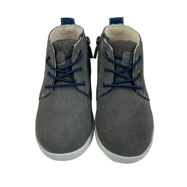 UGG Gray Suede Ankle Sneakers - Size 11 - Bounce Mkt